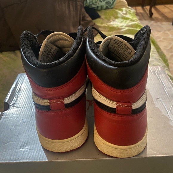 Air Jordan 1 retro high og ‘black toe’ - Picture 3 of 3